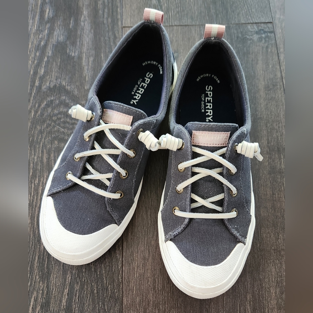 Size 7.5 Navy Sperry Topsiders